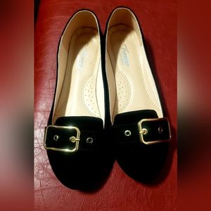 Womens Flats